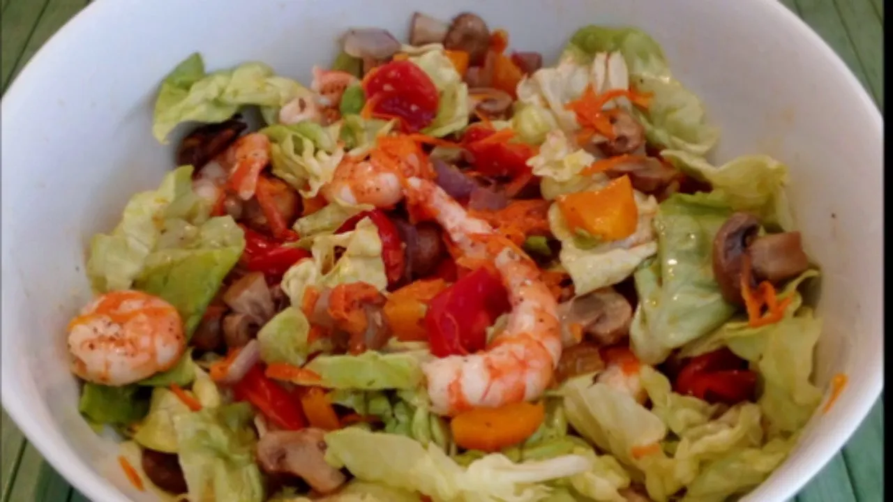 Salada de Camarão