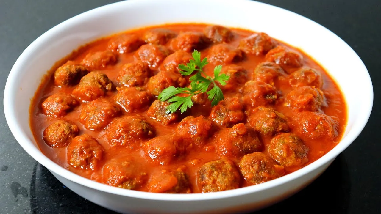 Almôndegas ao Molho de Tomate