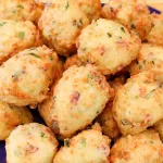 Bolinho de Arroz com Queijo