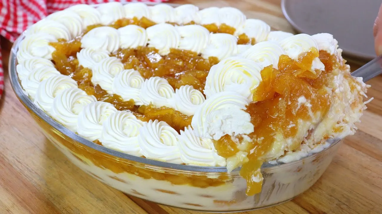 Pavê de Coco com Abacaxi