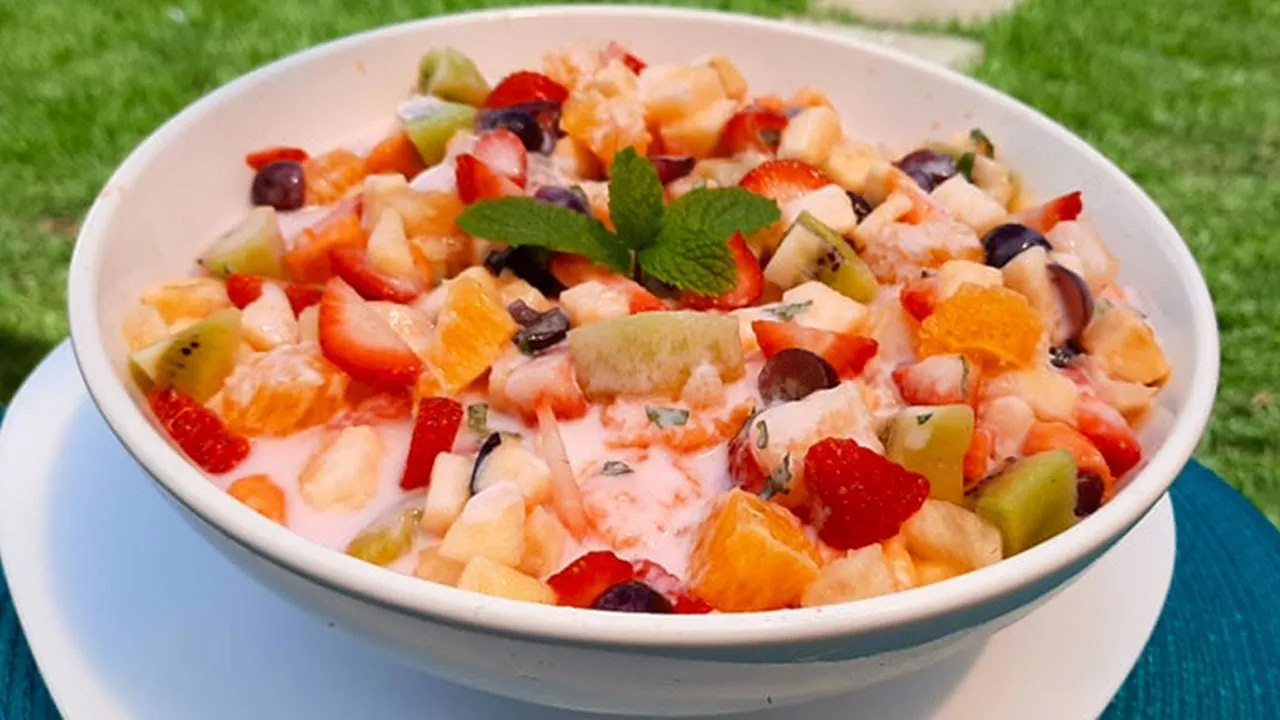 Salada de Frutas com Iogurte