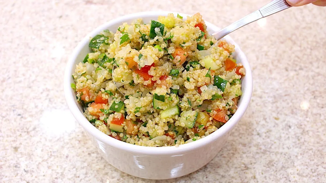 Salada de Quinoa com Legumes