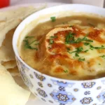 Sopa de Cebola Gratinada