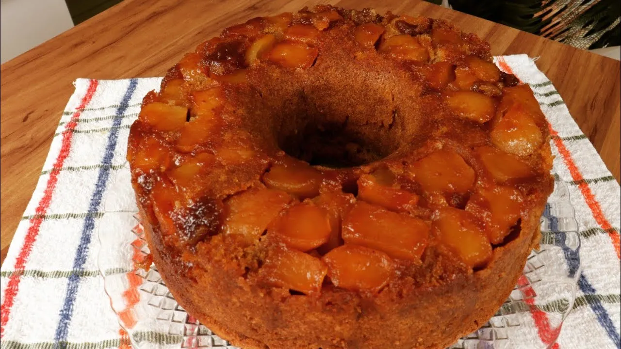 Torta de Maçã com Caramelo