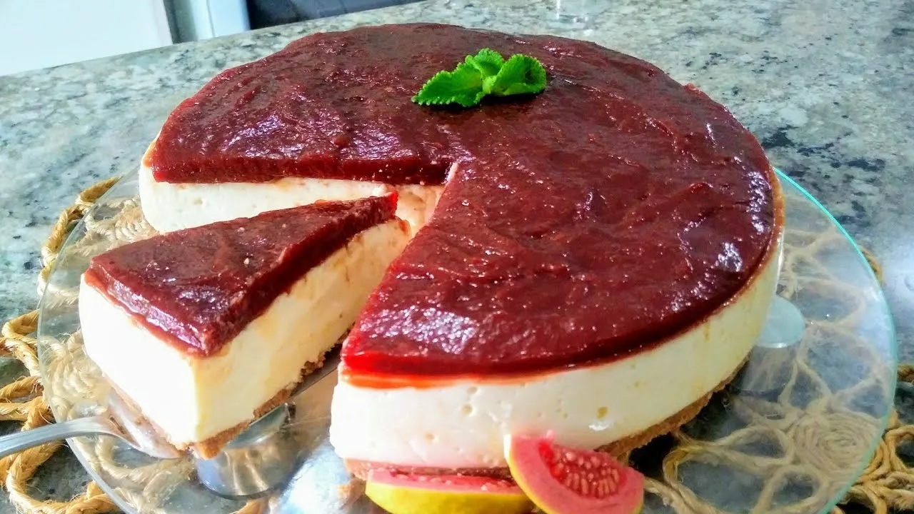 Torta de Queijo com Goiabada