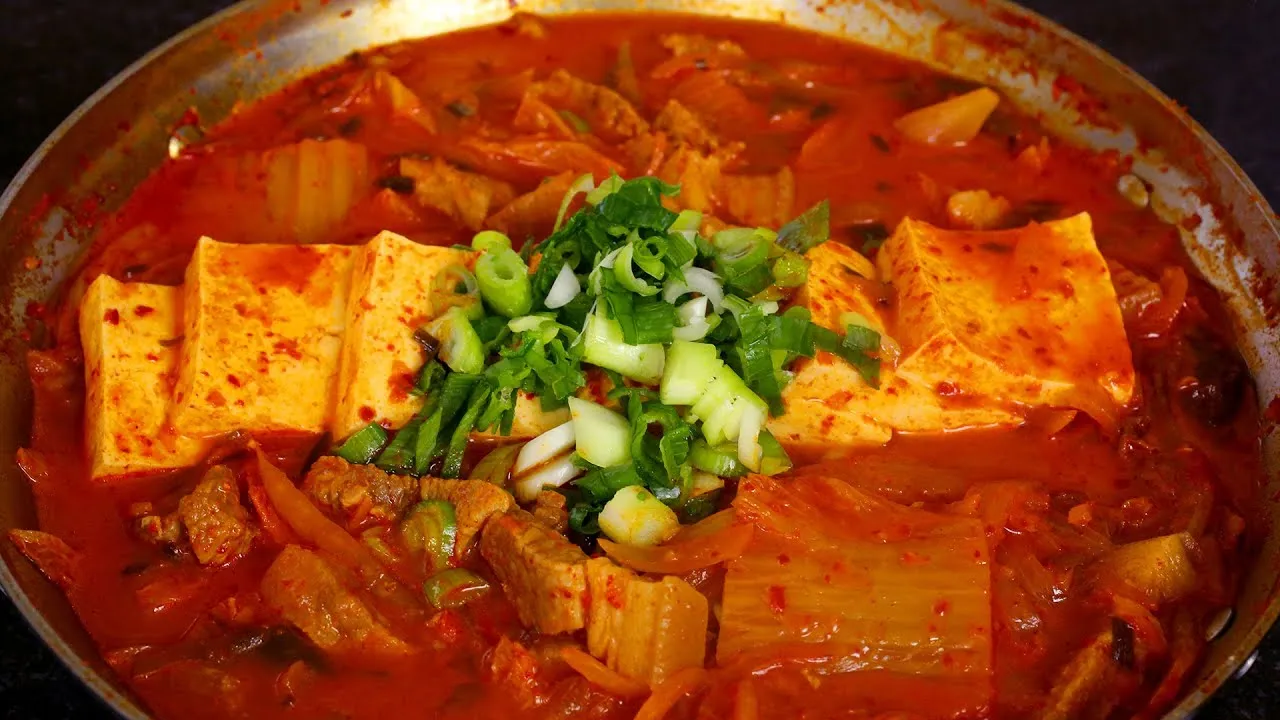 Kimchi Jjigae