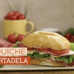 Sanduíche de mortadela