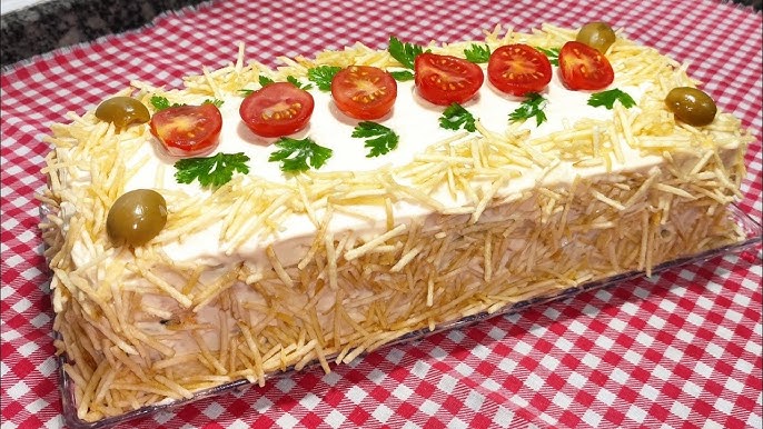 Torta Fria de Frango Desfiado com Purê de Batata